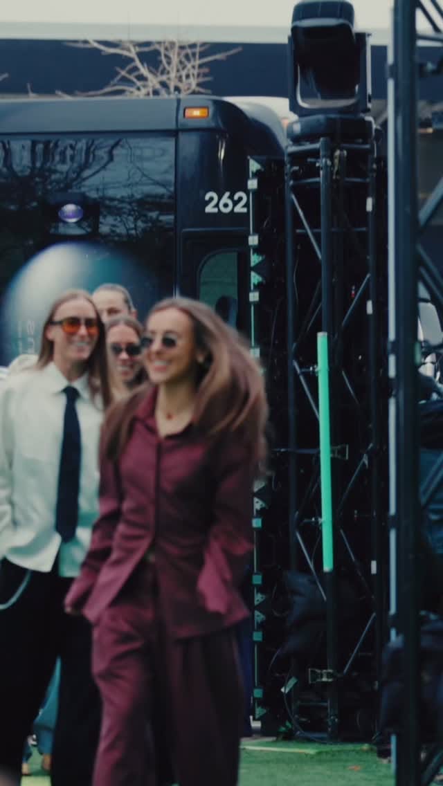 Post 1 by Zoé Burns on Instagram (video)