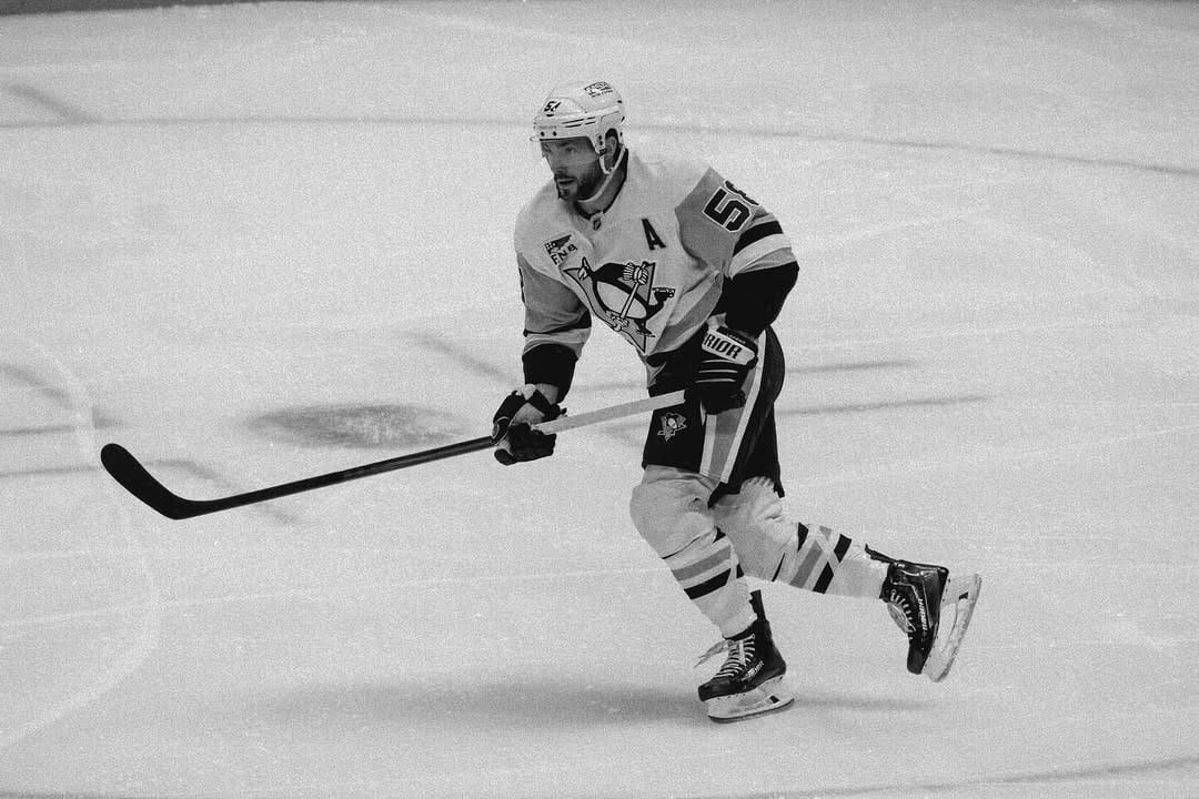 Post 3 by Kris Letang on Instagram (image)