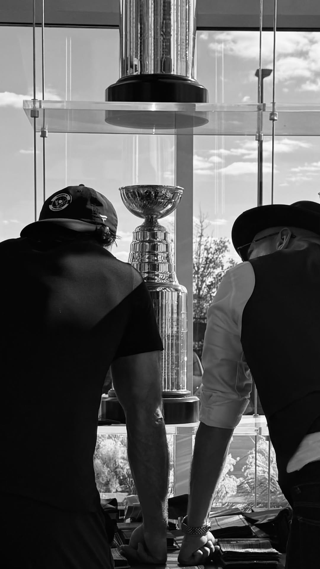 Post 5 by Kris Letang on Instagram (video)
