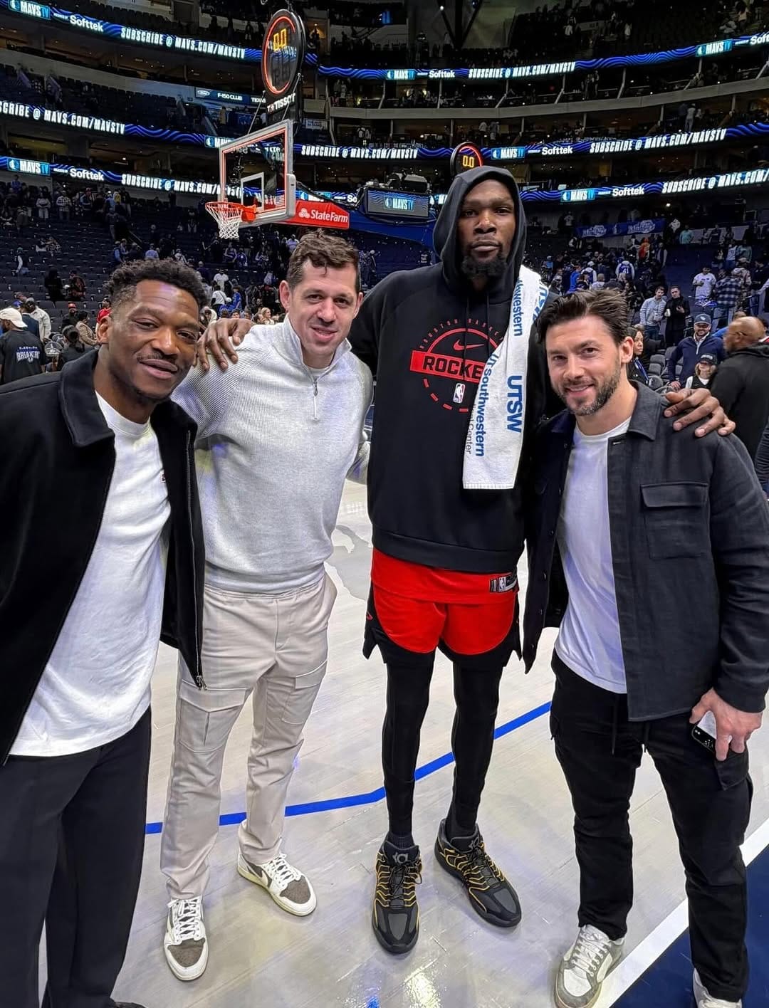 Post 4 by Kris Letang on Instagram (image)