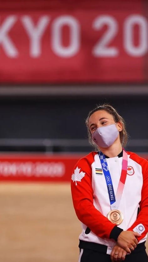 Post 10 by Lauriane Genest on Instagram (video)