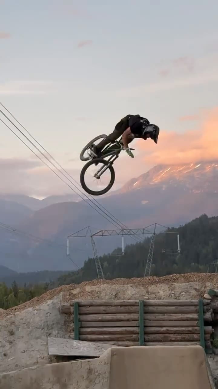 Post 5 by James Curnock on Instagram (video)