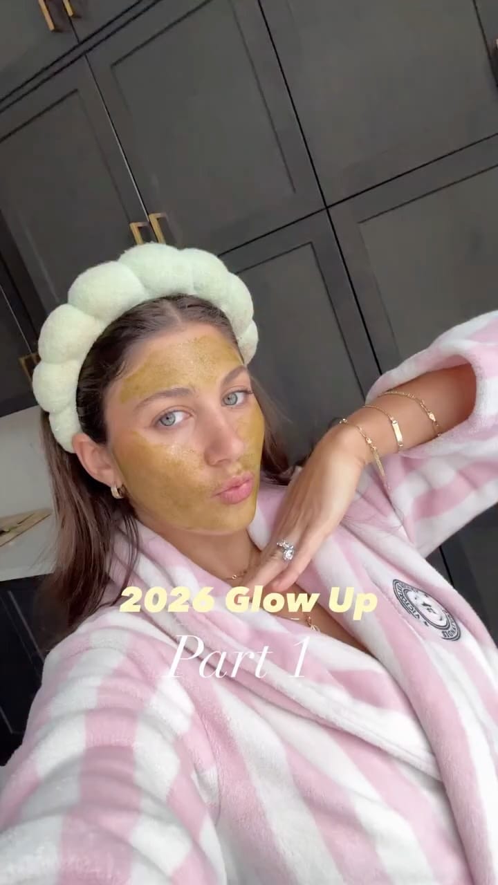 Post 7 by Vanessa Mauro on Instagram (video)