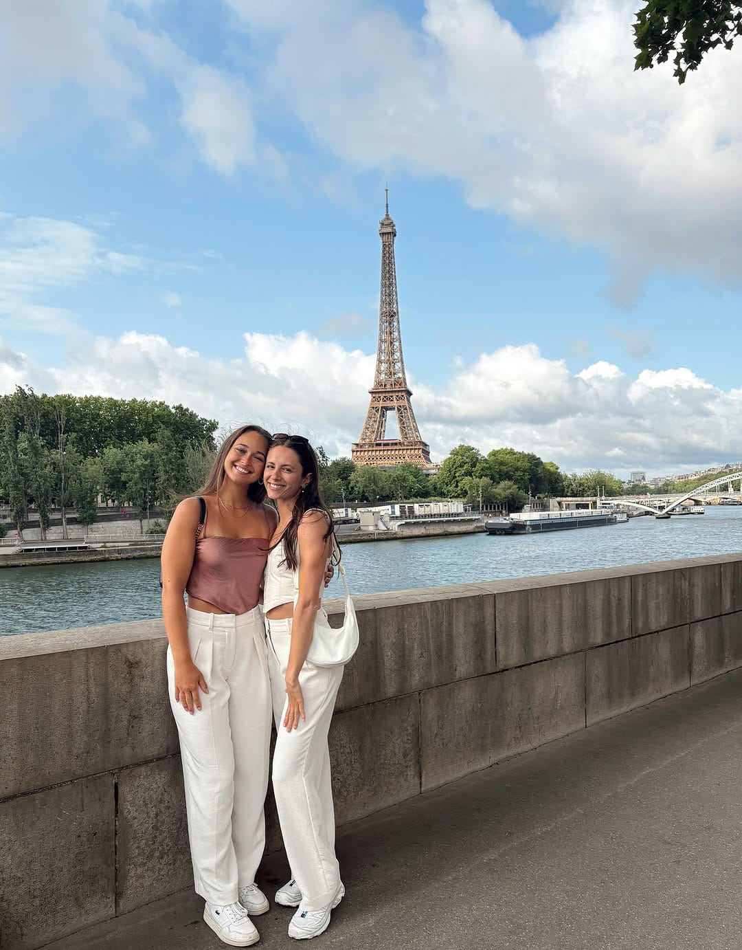 Post 7 by Audrey Joly on Instagram (carousel)