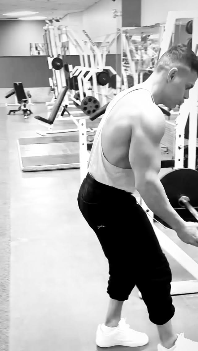 Post 1 by RANI CASSIS on Instagram (video)