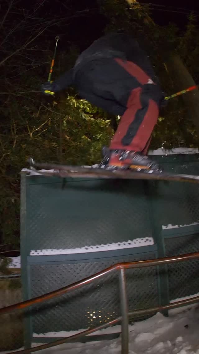Post 4 by Tom Wallisch on Instagram (video)