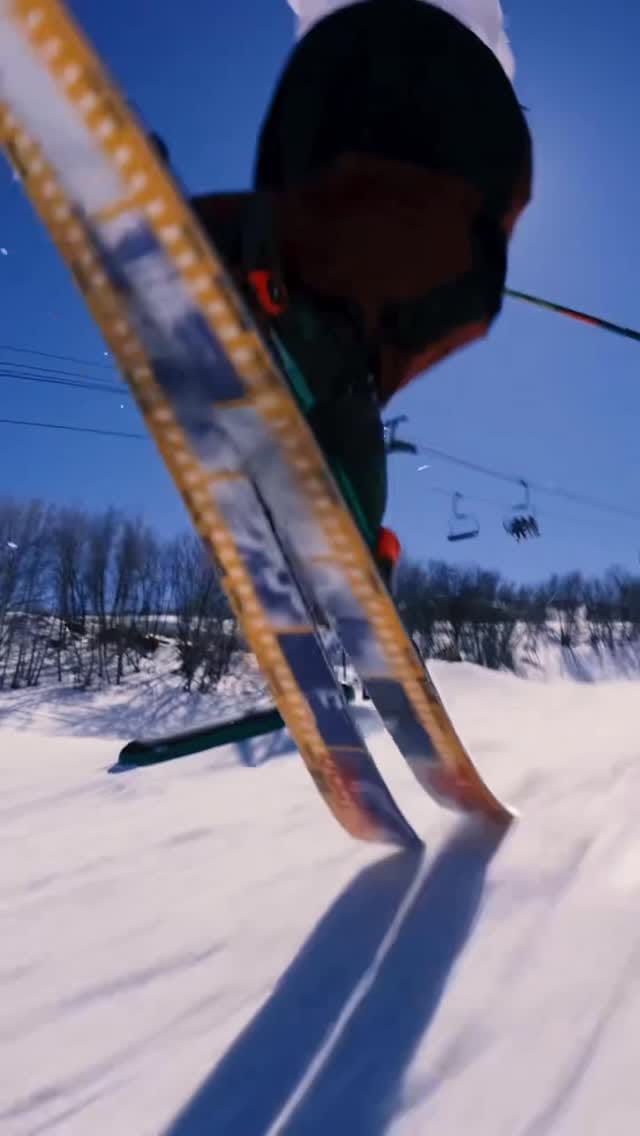 Post 3 by Tom Wallisch on Instagram (video)