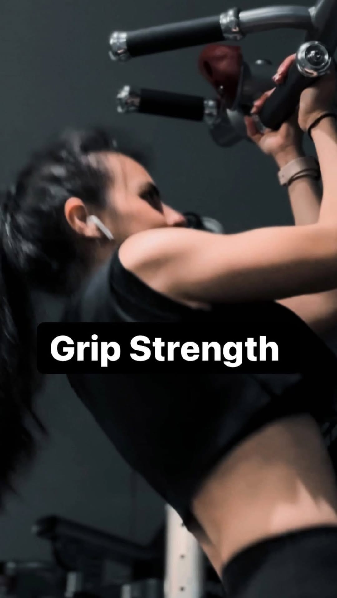 Post 8 by Aizah | Pakistani Fitness Coach on Instagram (video)
