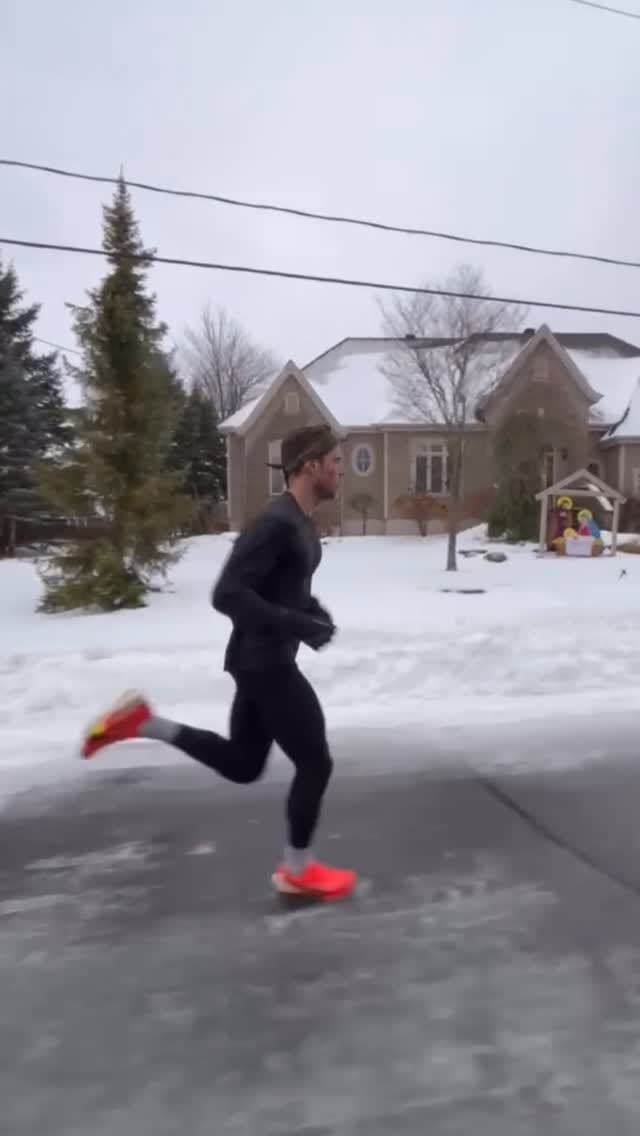 Post 3 by Elliot Cardin on Instagram (video)