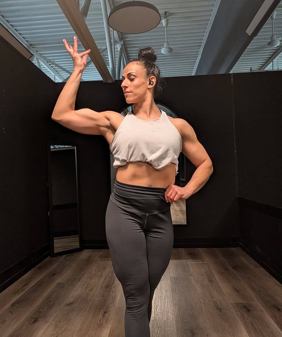 Post 7 by 🇨🇦 𝗦𝗢𝗙𝗜𝗔 𝗤𝗔𝗥𝗥 ★ 𝗜𝗙𝗕𝗕 𝗣𝗥𝗢 on Instagram (carousel)