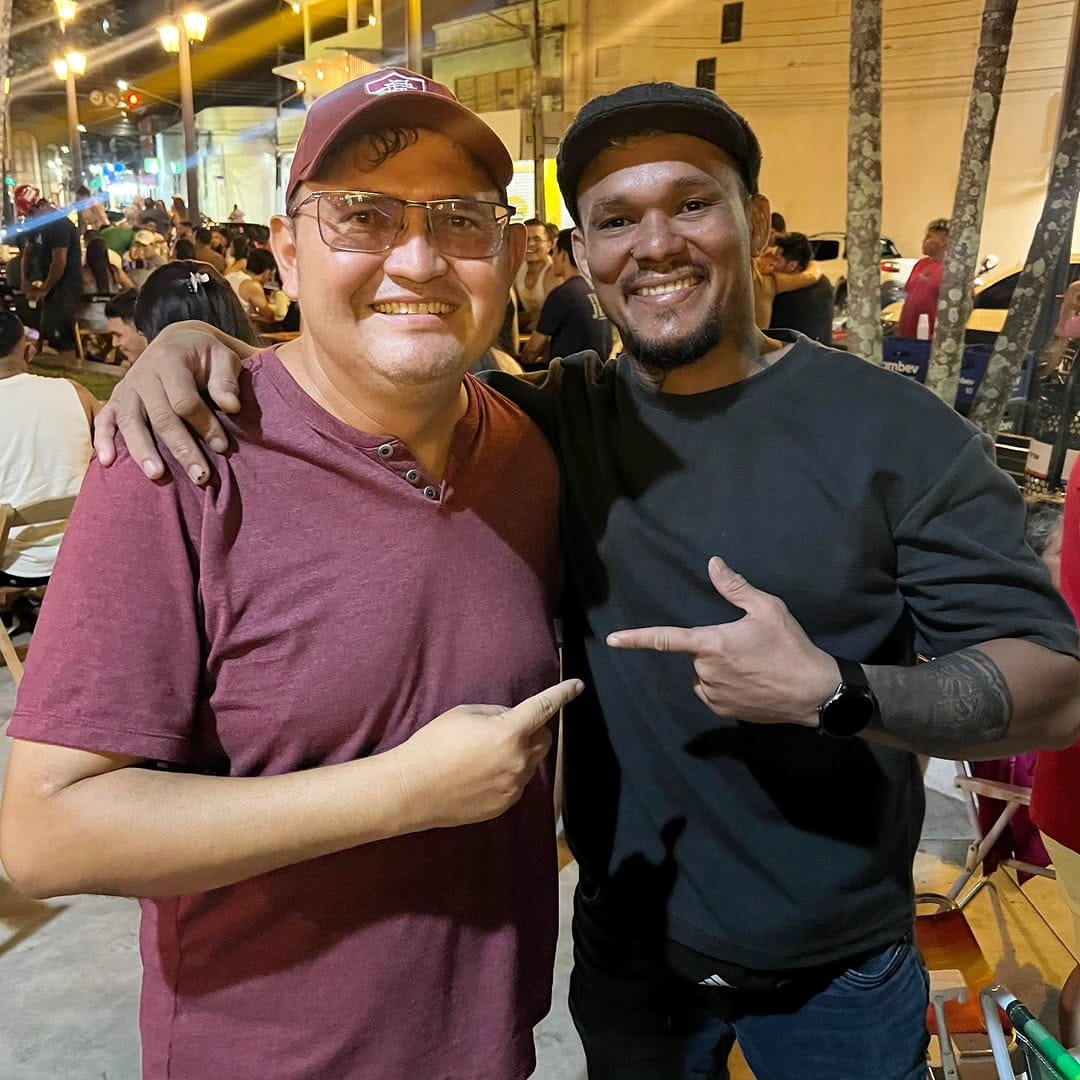 Post 3 by "The Gorilla"  Diego  Santos on Instagram (image)