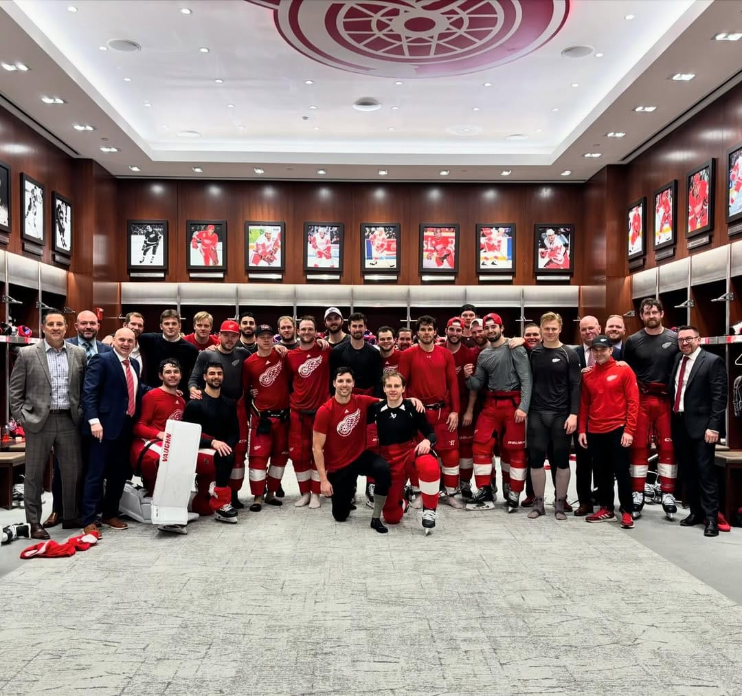 Post 7 by David Perron on Instagram (image)