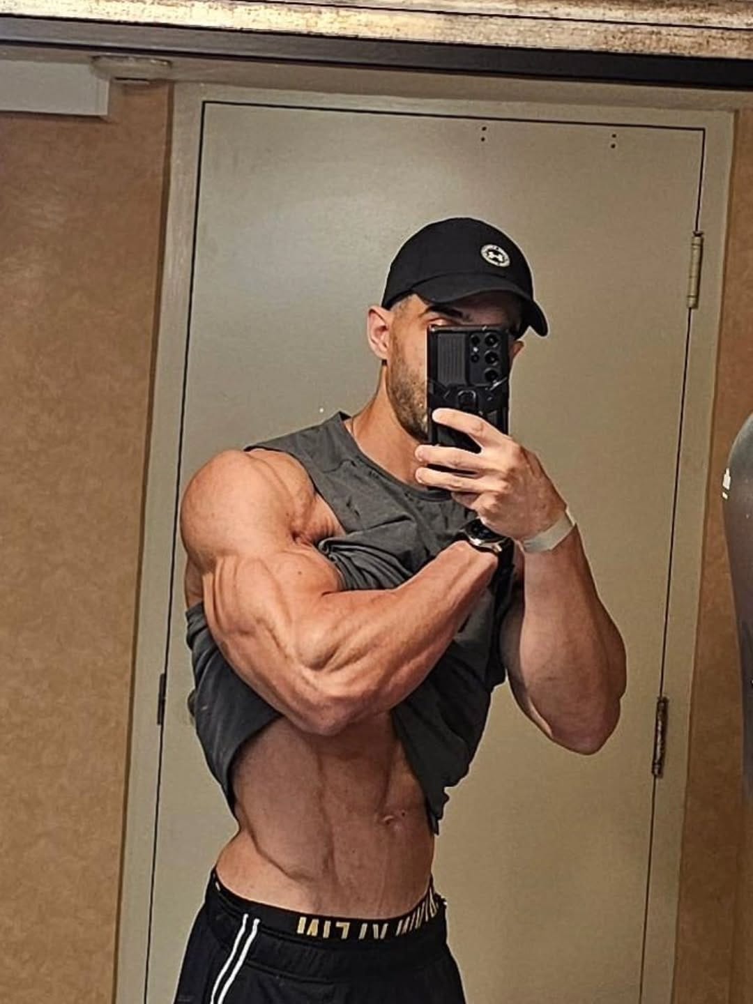 Post 8 by TAREK  ELSHORBAGY -  Body Transformation on Instagram (image)