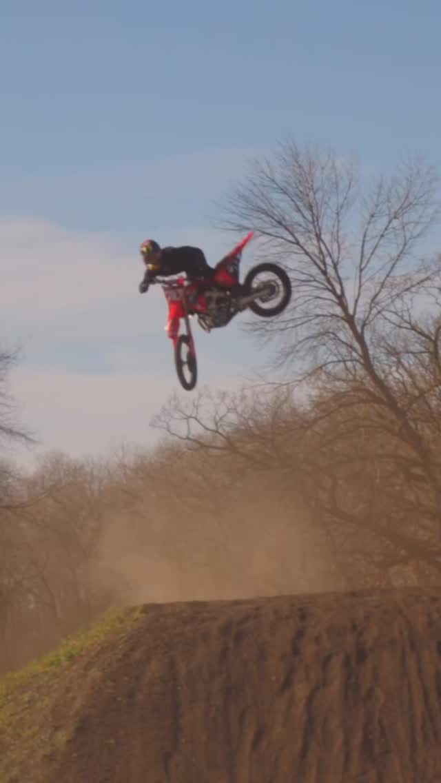 Post 6 by Josh Penner on Instagram (video)
