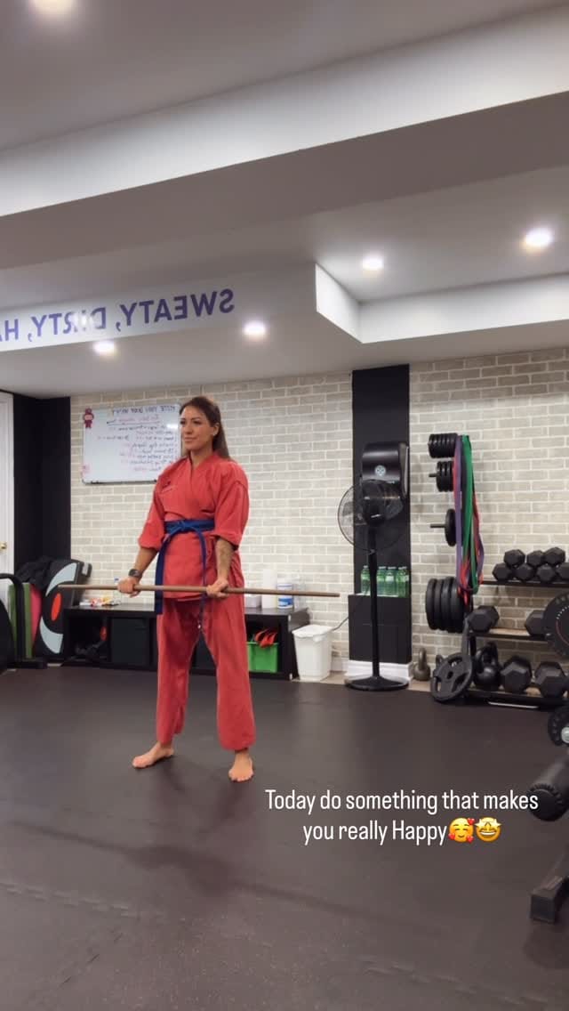 Post 1 by Olga Iaski on Instagram (video)