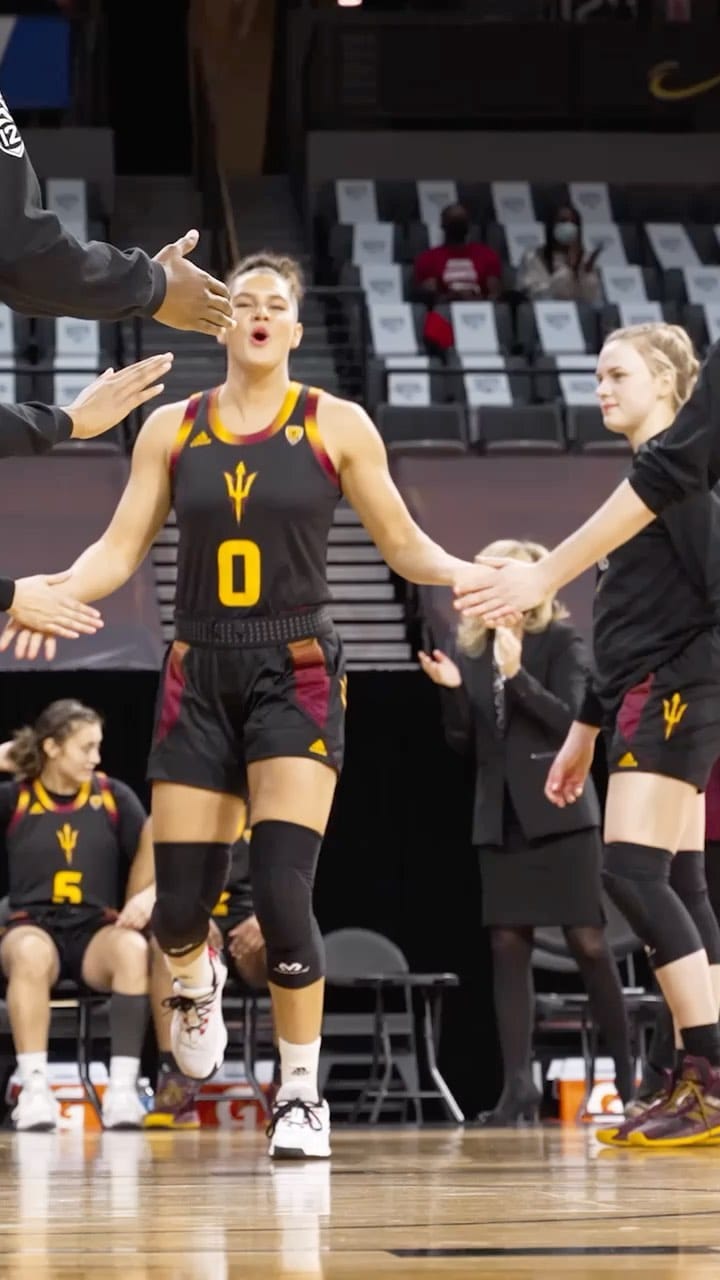 Post 10 by Taya Hanson on Instagram (video)