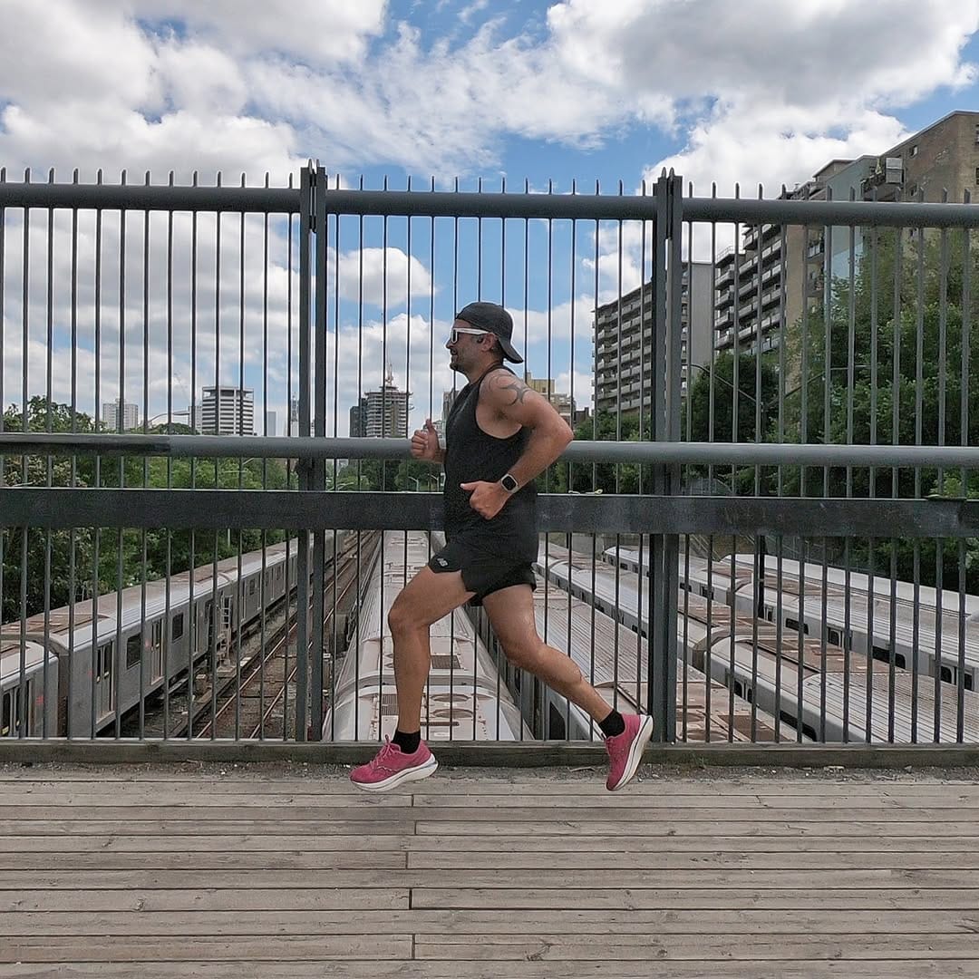 Post 10 by Jonathan on Instagram (image)