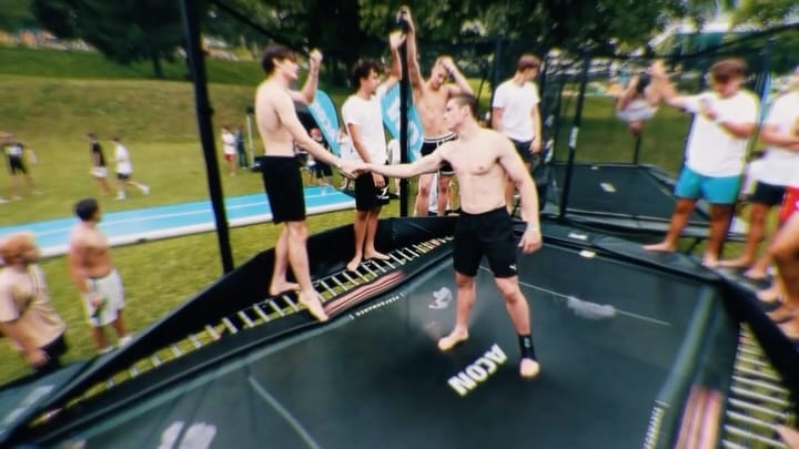 Post 8 by Bence on Instagram (video)