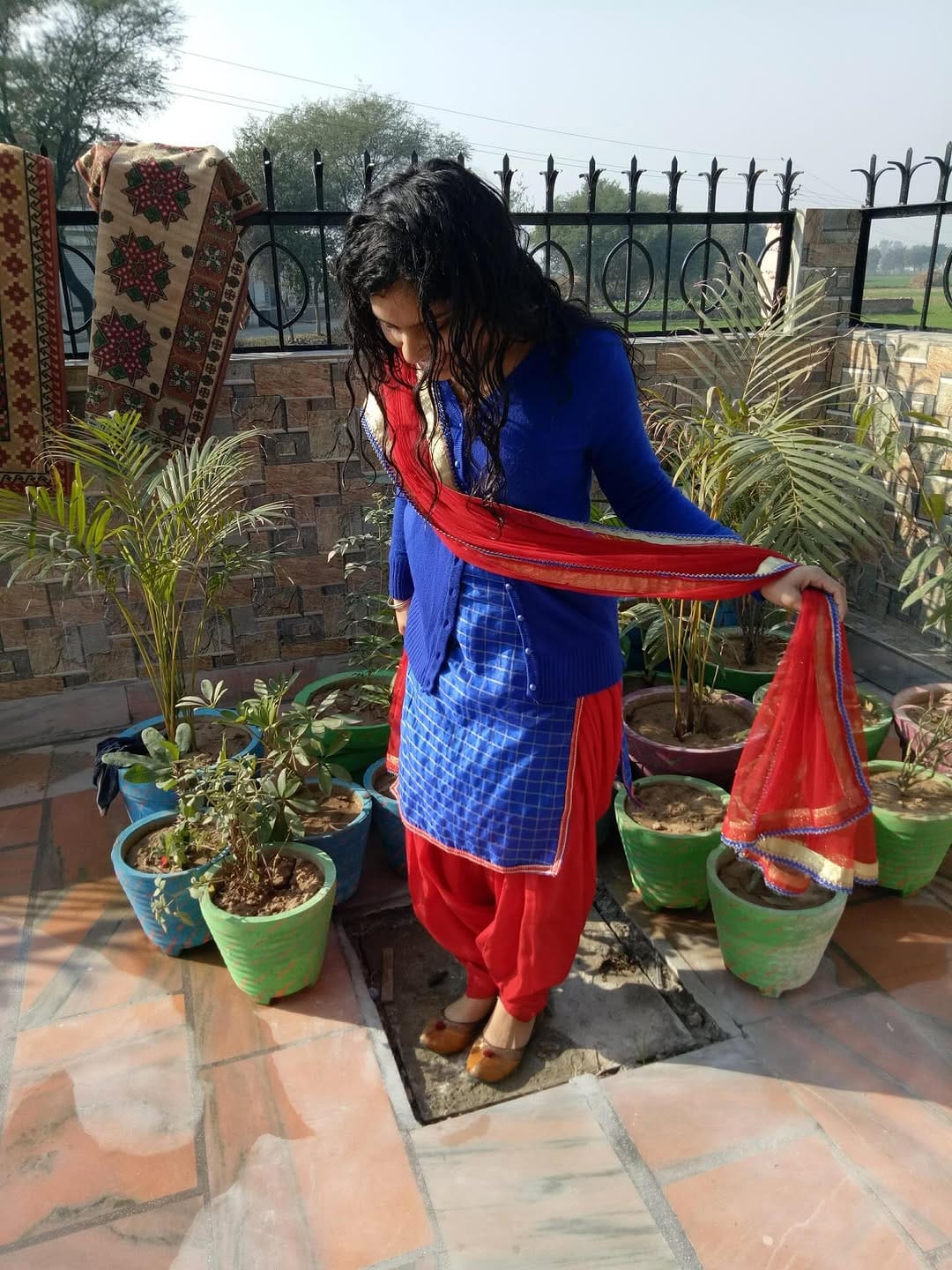 Post 8 by Kamaljeet Kaur| online fitness coach on Instagram (carousel)