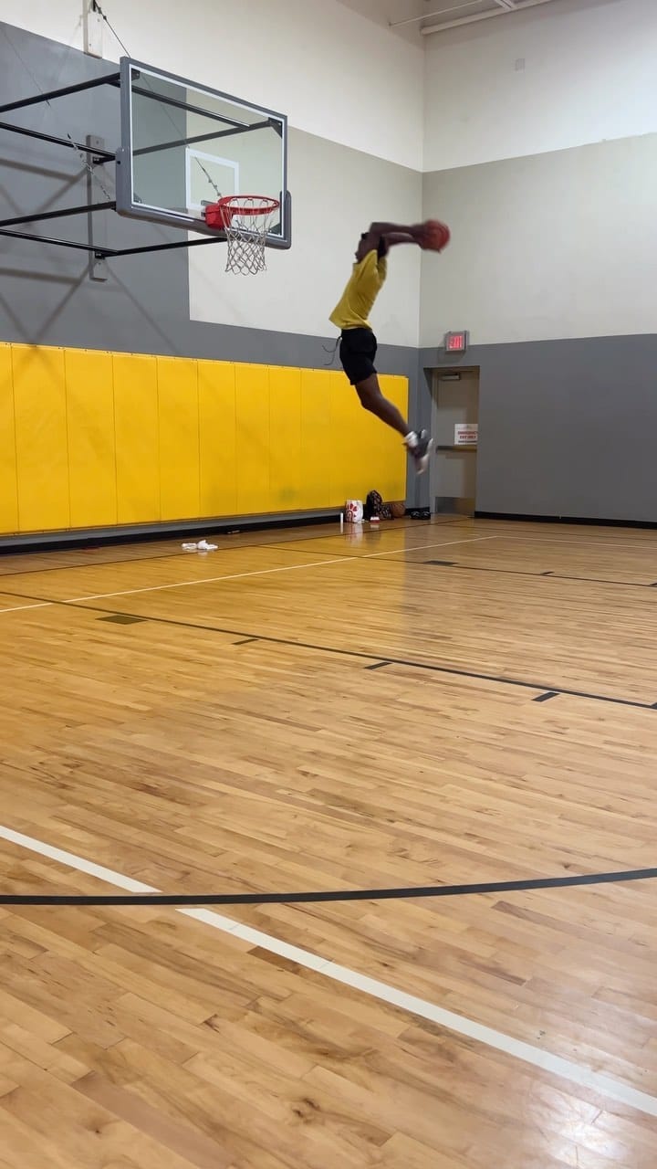 Post 2 by Malachi Wideman on Instagram (video)