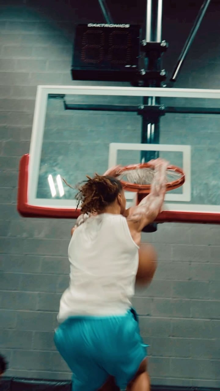 Post 4 by Brandon Clarke on Instagram (video)