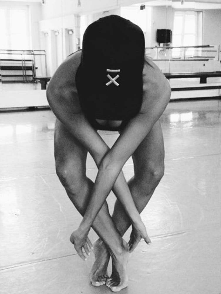 Post 1 by BARRE BELLE ™ on Instagram (carousel)