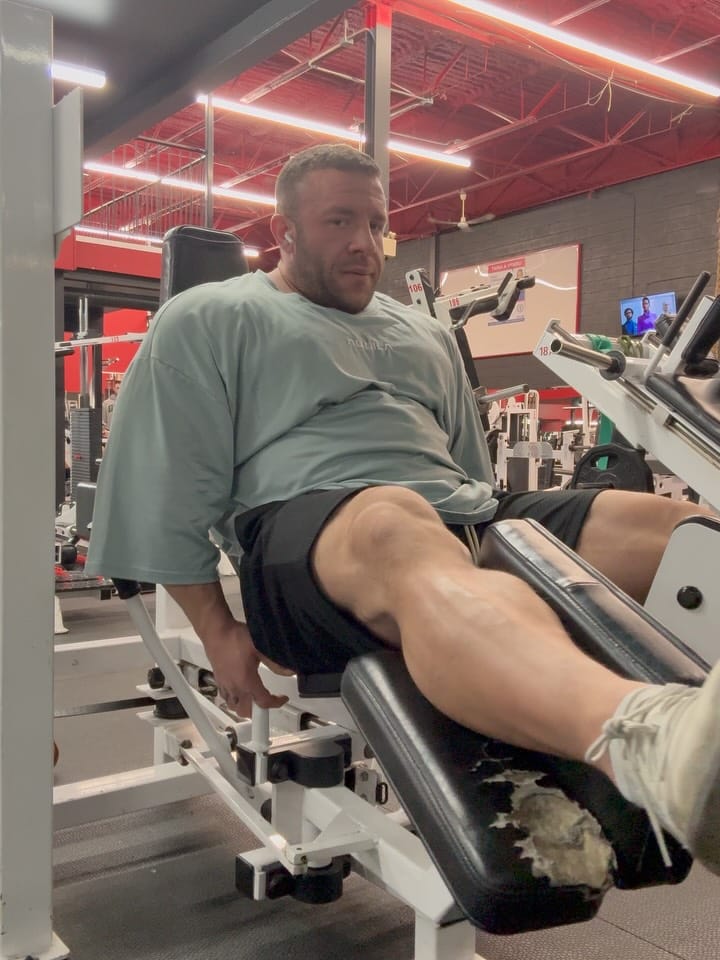 Post 3 by Nicolas Brassard | IFBB PRO 212 🇨🇦 on Instagram (carousel)