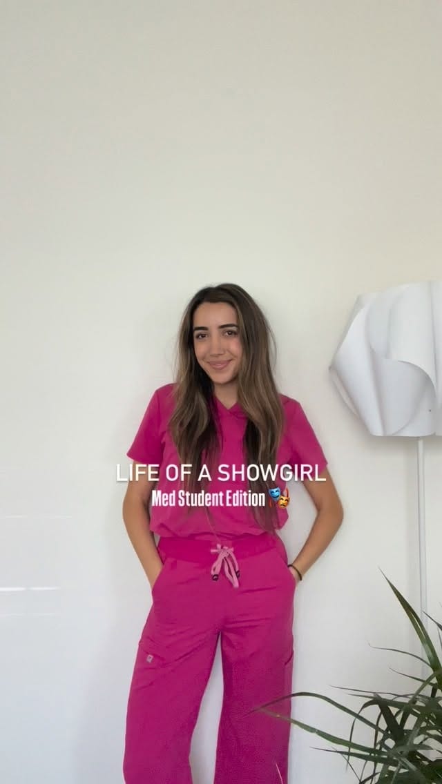 Post 9 by Ariana on Instagram (video)