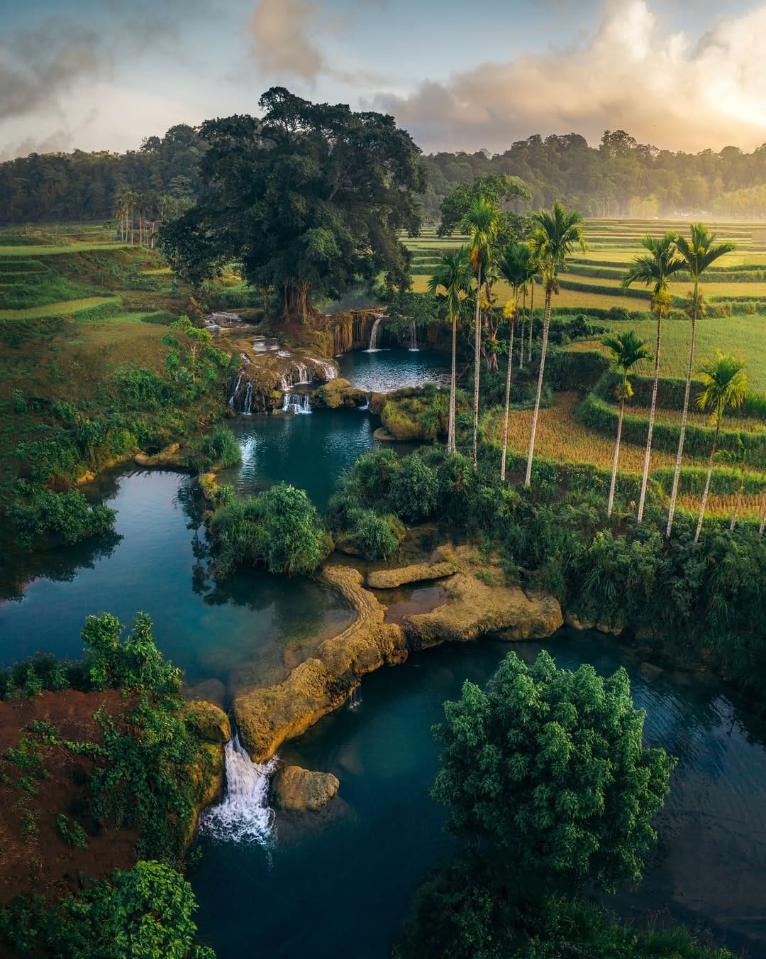 Post 4 by EMMETT SPARLING 🌎 TRAVEL on Instagram (carousel)