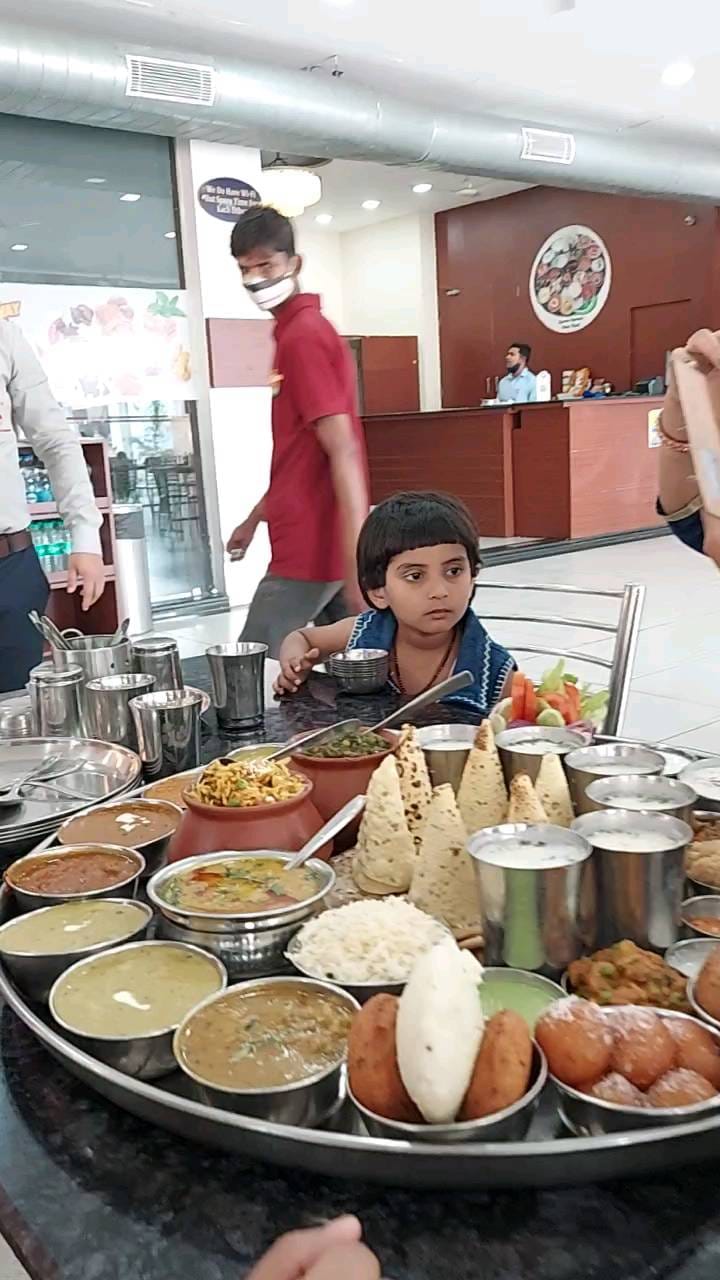 Post 9 by Family Traveller - Astha & Prab on Instagram (video)