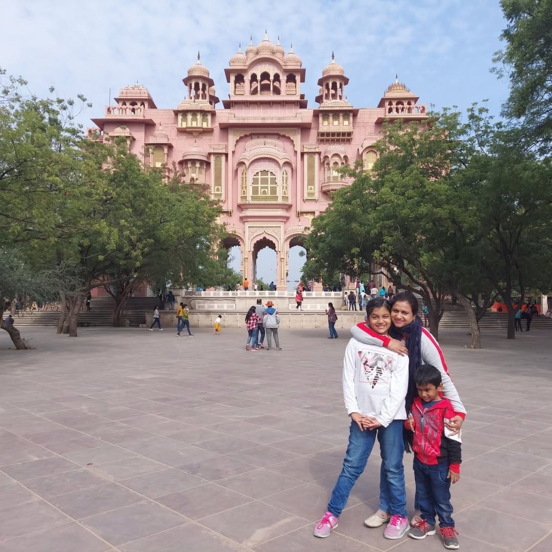 Post 10 by Family Traveller - Astha & Prab on Instagram (image)