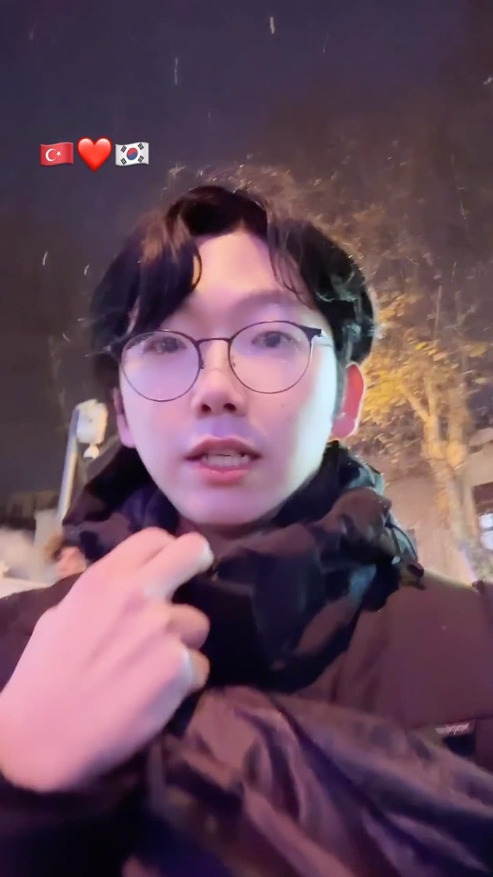 Post 10 by SeongJun Ha on Instagram (video)