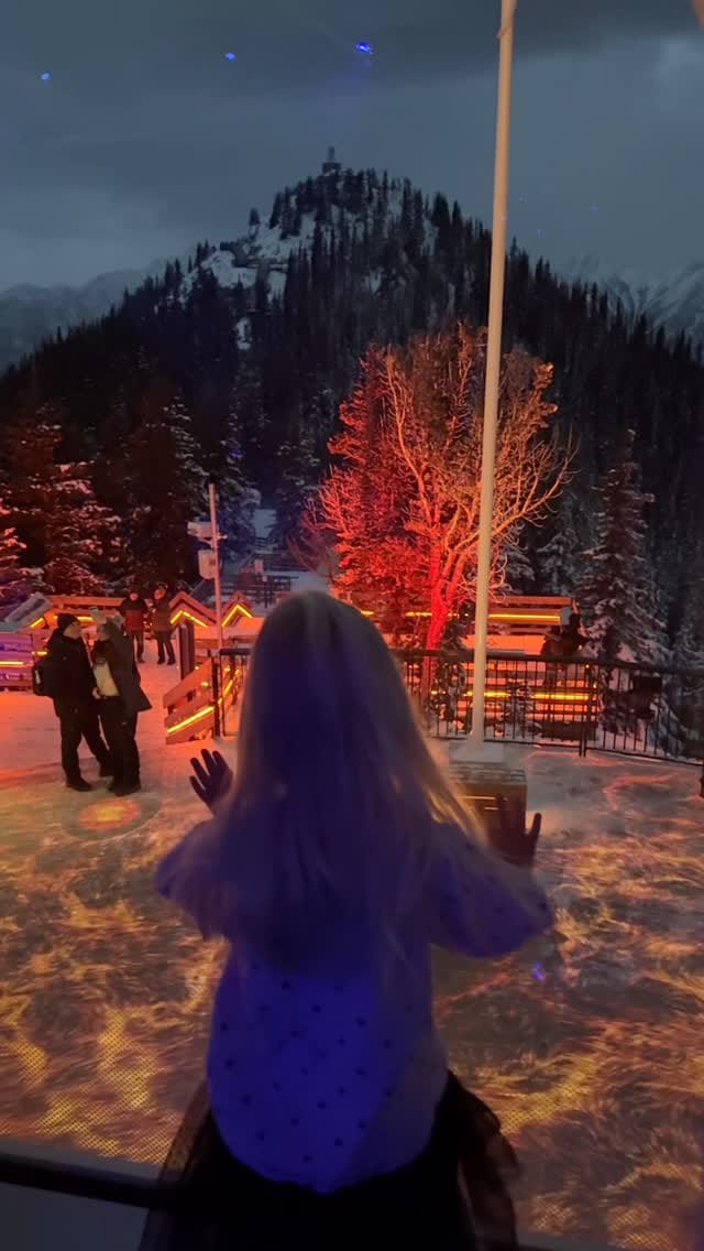 Post 3 by LOST COORDINΛTE on Instagram (video)