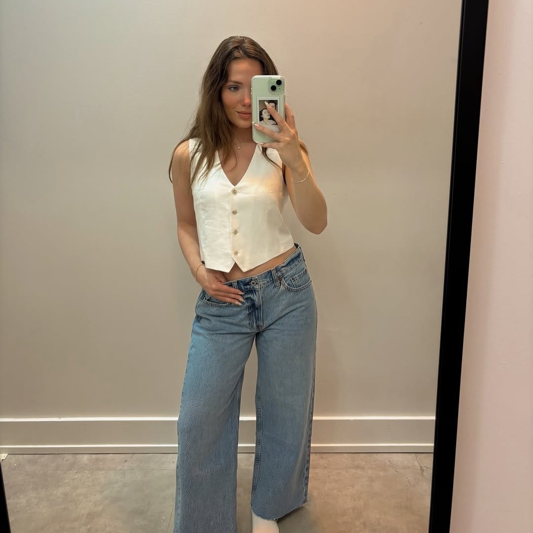 Post 1 by Brooklyn Vaughan on Instagram (carousel)