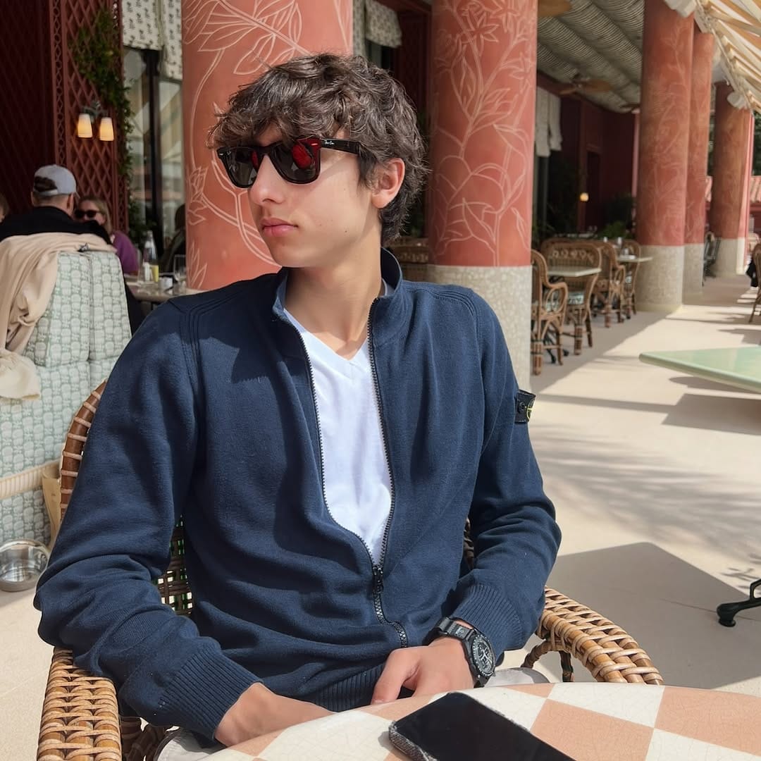 Post 6 by CC on Instagram (carousel)