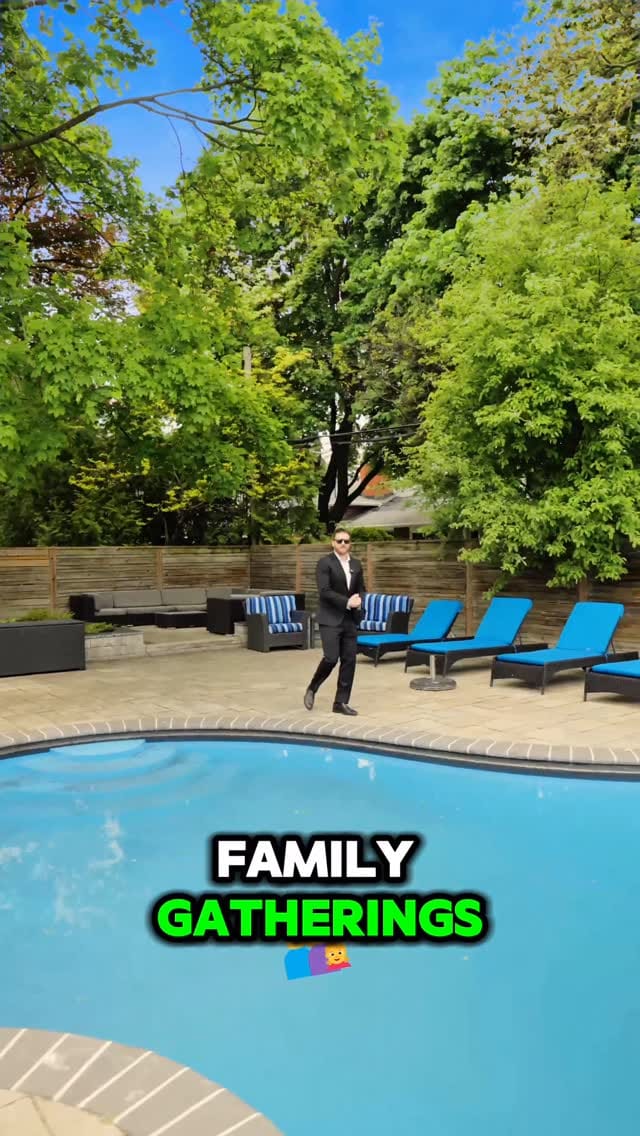 Post 10 by Alex Drobin on Instagram (video)