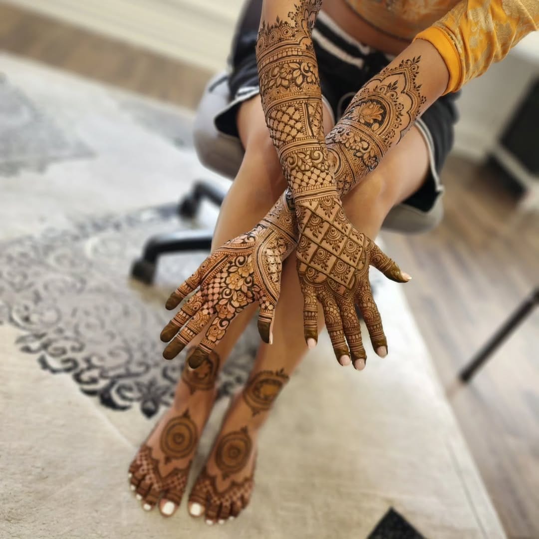Post 9 by Toronto Bridal Henna Artist - Ramnik Kaur on Instagram (carousel)