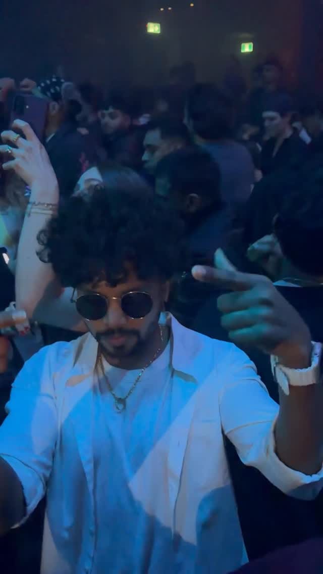 Post 3 by Kamal..Vinayagamoorthy on Instagram (video)