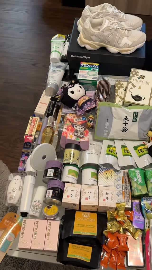 Post 2 by Daria on Instagram (video)