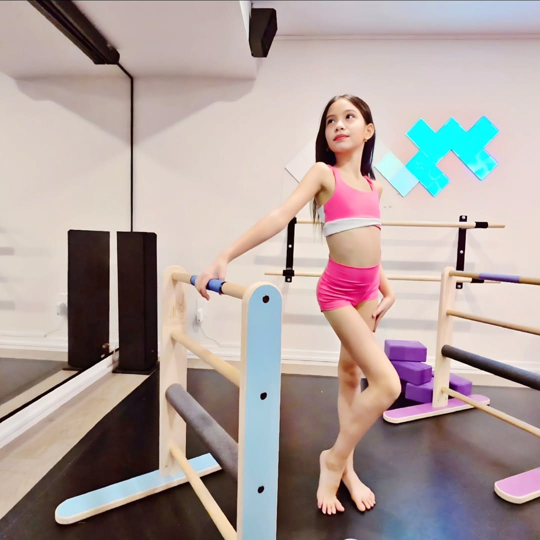 Post 2 by Flexi Stand - The Ultimate Stretch Ladder on Instagram (image)