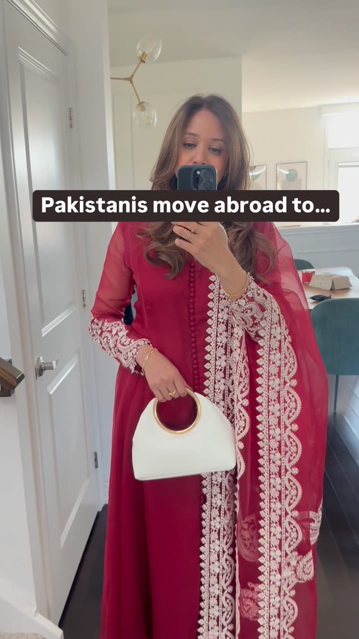 Post 8 by Qurat-ul-ain Omer on Instagram (video)