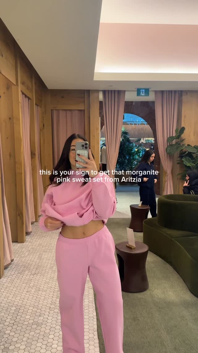 Post 1 by Maddi Cerasuolo | Toronto Content Creator on Instagram (video)