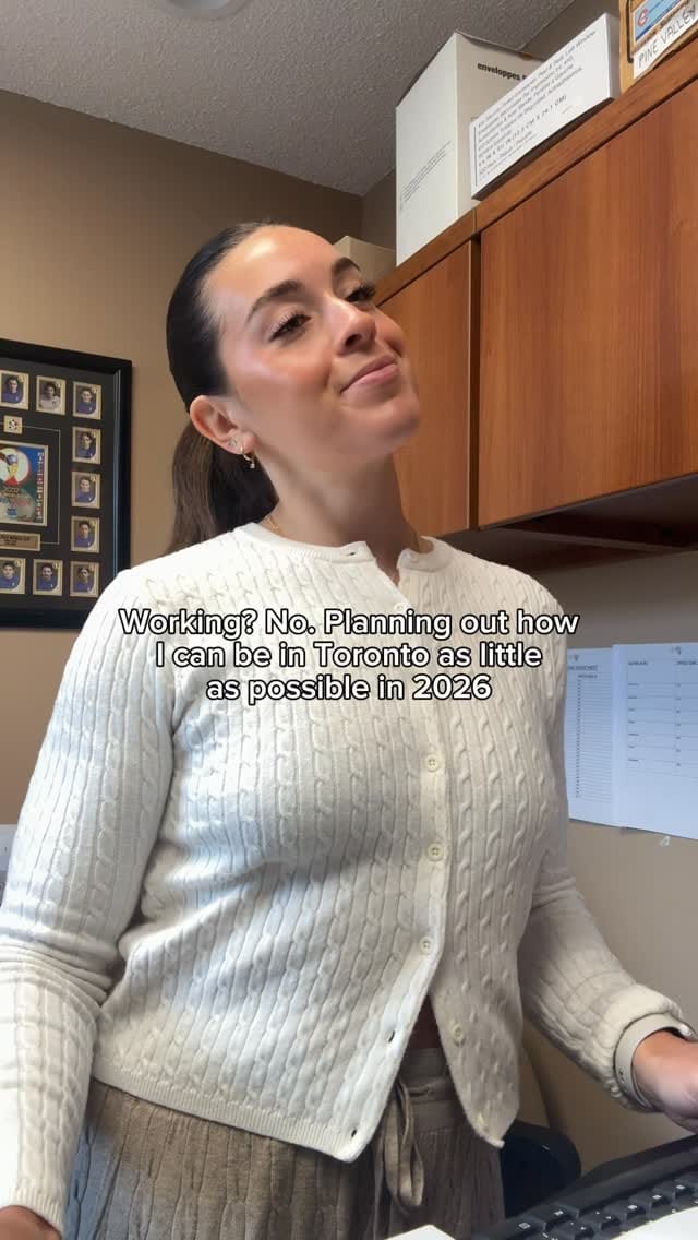 Post 4 by Maddi Cerasuolo | Toronto Content Creator on Instagram (video)