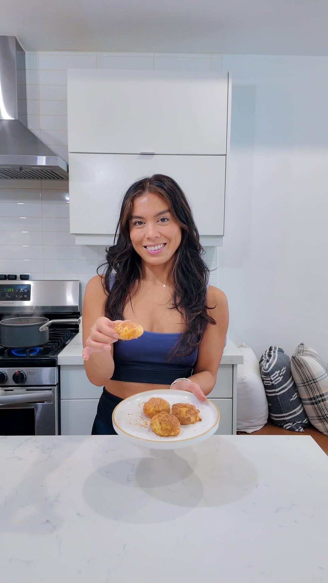 Post 5 by Trisha Enriquez on Instagram (video)