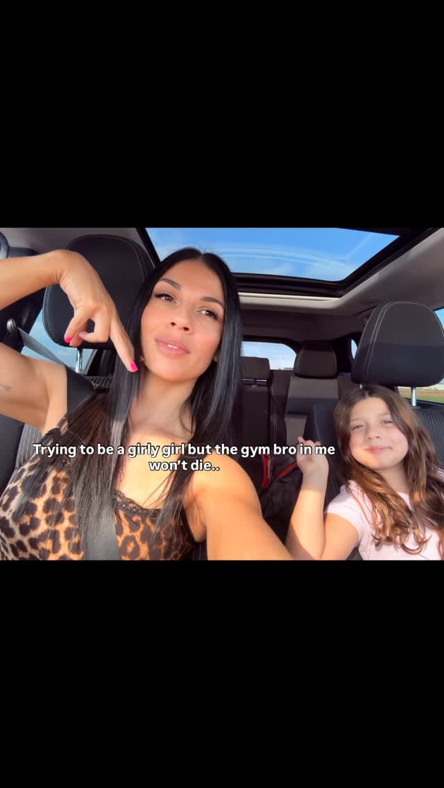 Post 7 by Waleska on Instagram (video)
