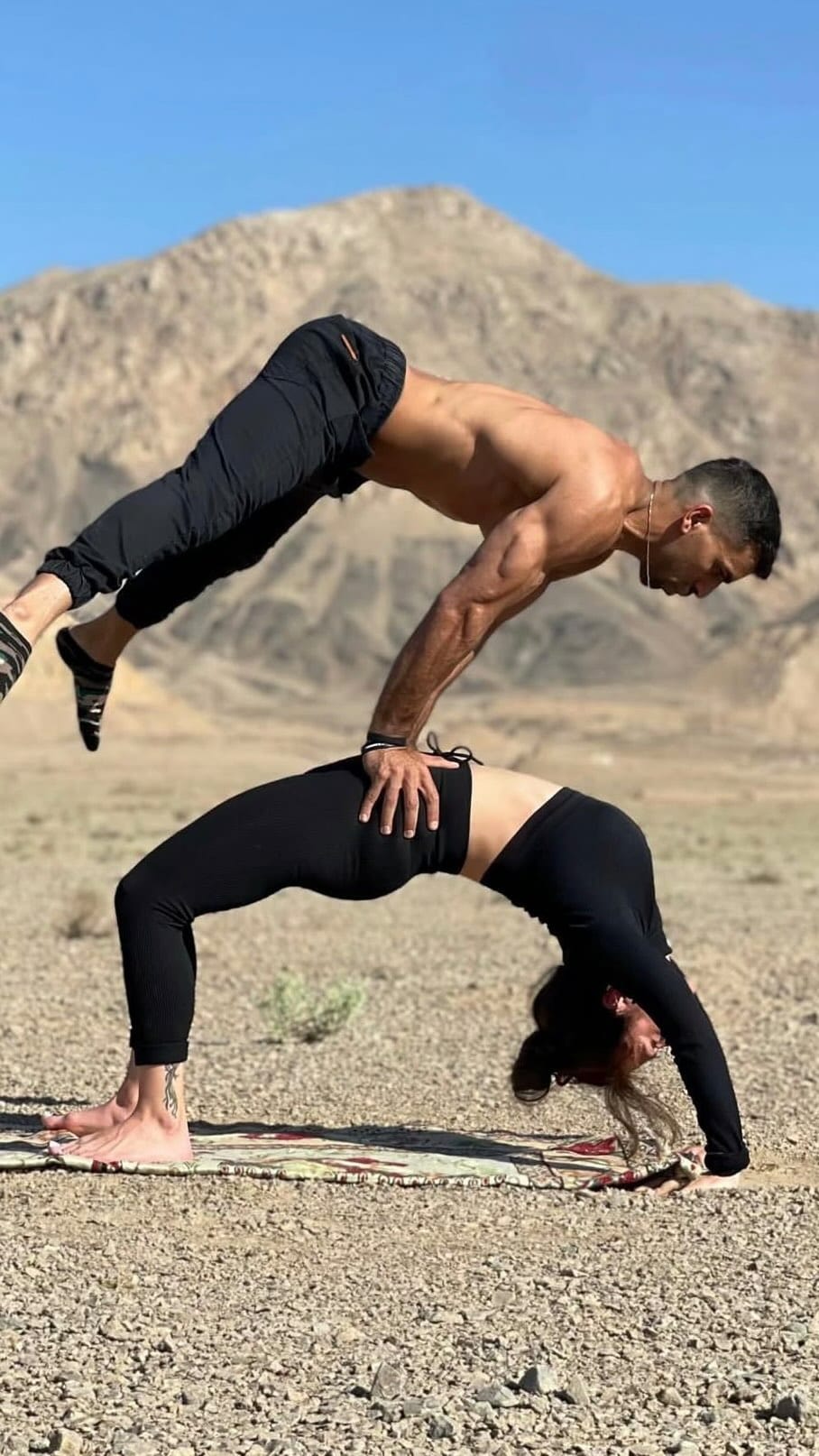 Post 8 by Arezoo Delkhosh on Instagram (video)