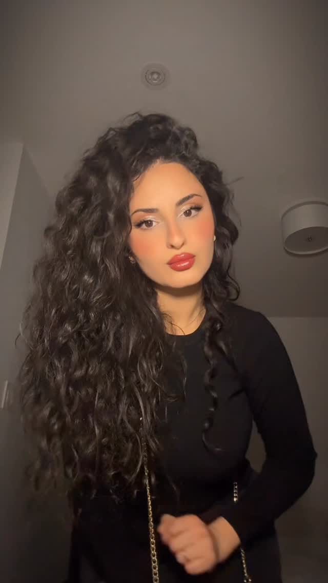 Post 3 by Kinda Halal | Lara Radwan 🇵🇸 on Instagram (video)