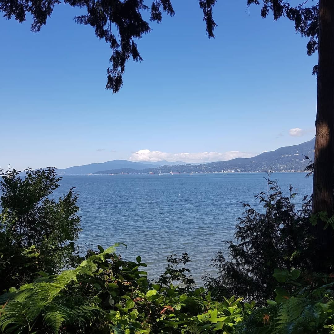 Post 10 by Vancouver 🇨🇦 on Instagram (image)