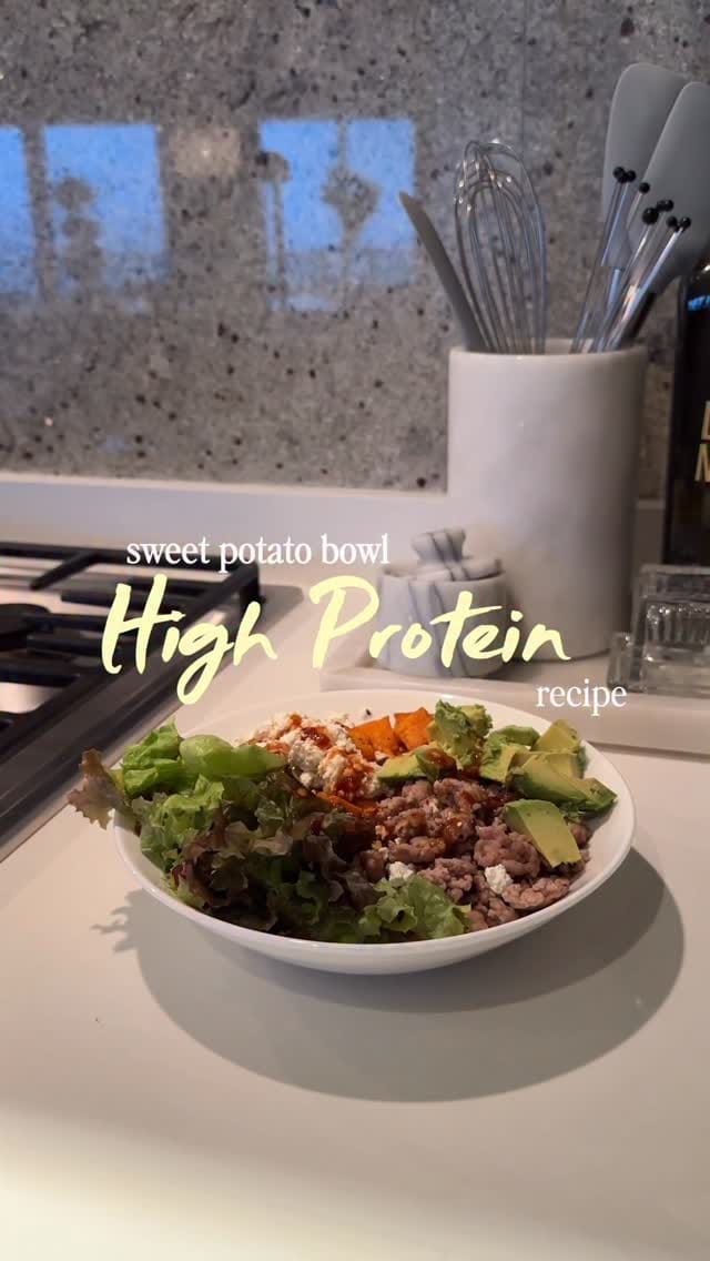 Post 6 by lyss on Instagram (video)