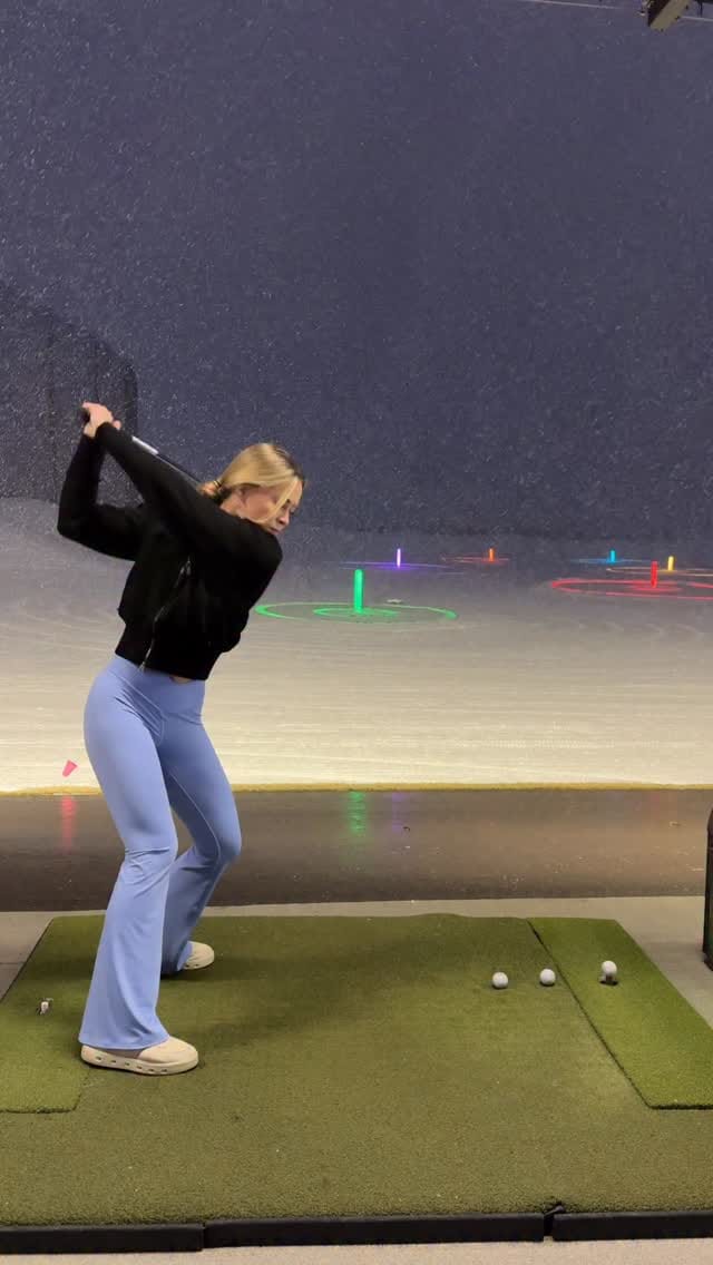 Post 8 by Lesley Atkins on Instagram (video)